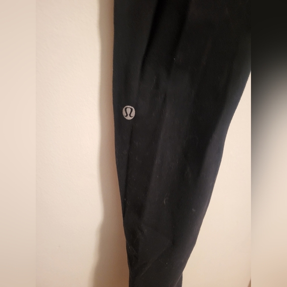 Lululemon leggings - Picture 2 of 3
